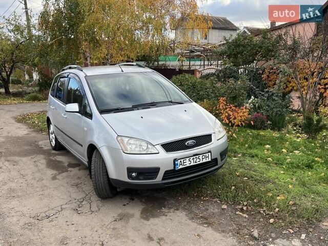 Сірий Форд Focus C-Max, об'ємом двигуна 1.6 л та пробігом 256 тис. км за 5000 $, фото 1 на Automoto.ua