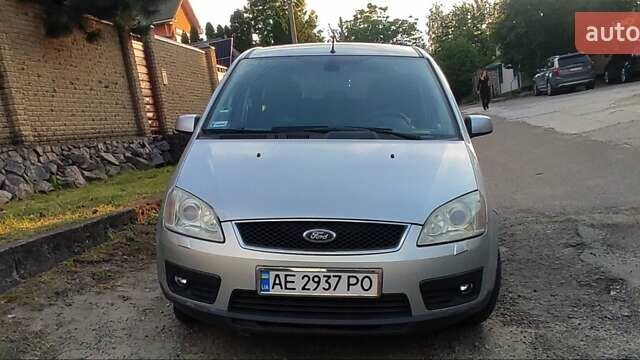 Серый Форд Focus C-Max, объемом двигателя 1.8 л и пробегом 234 тыс. км за 5200 $, фото 1 на Automoto.ua