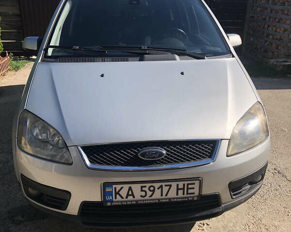Сірий Форд Focus C-Max, об'ємом двигуна 1.56 л та пробігом 370 тис. км за 7000 $, фото 1 на Automoto.ua