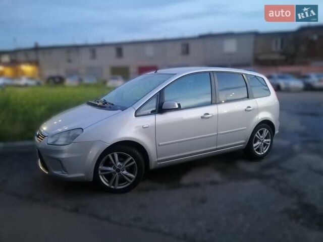 Серый Форд Focus C-Max, объемом двигателя 1.6 л и пробегом 420 тыс. км за 7000 $, фото 1 на Automoto.ua