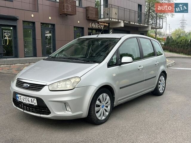 Серый Форд Focus C-Max, объемом двигателя 1.6 л и пробегом 309 тыс. км за 4555 $, фото 1 на Automoto.ua