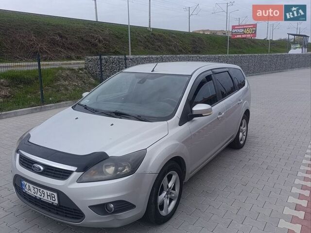 Серый Форд Focus C-Max, объемом двигателя 1.56 л и пробегом 218 тыс. км за 4500 $, фото 1 на Automoto.ua