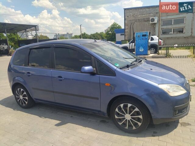 Синий Форд Focus C-Max, объемом двигателя 1.6 л и пробегом 242 тыс. км за 5800 $, фото 1 на Automoto.ua