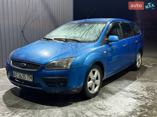 Синий Форд Focus C-Max, объемом двигателя 1.6 л и пробегом 430 тыс. км за 4000 $, фото 1 на Automoto.ua