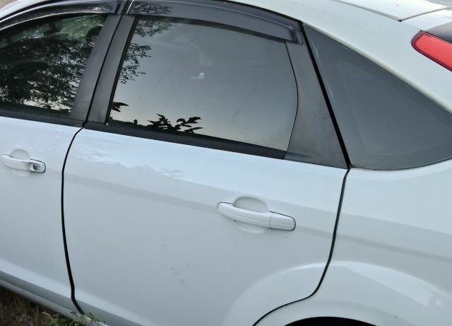 Білий Форд Фокус, об'ємом двигуна 5 л та пробігом 990 тис. км за 897 $, фото 1 на Automoto.ua