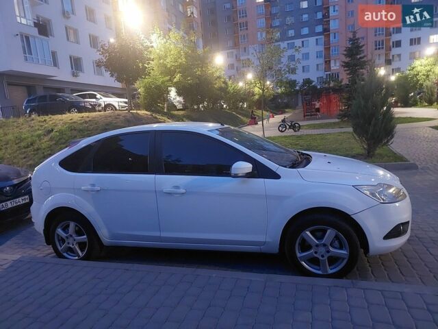 Белый Форд Фокус, объемом двигателя 1.6 л и пробегом 193 тыс. км за 4900 $, фото 1 на Automoto.ua