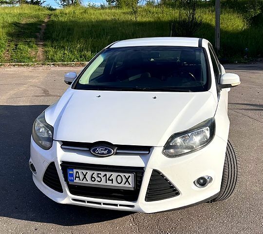 Білий Форд Фокус, об'ємом двигуна 1.6 л та пробігом 175 тис. км за 8500 $, фото 1 на Automoto.ua