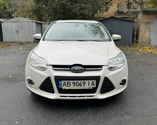 Форд Фокус 2011 в Виннице на Automoto.ua Белый Форд Фокус, объемом двигателя 2 л и пробегом 175 тыс. км за 7500 $, фото 1 на Automoto.ua