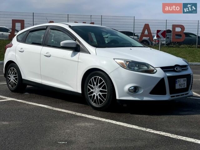 Белый Форд Фокус, объемом двигателя 2.01 л и пробегом 240 тыс. км за 6200 $, фото 1 на Automoto.ua