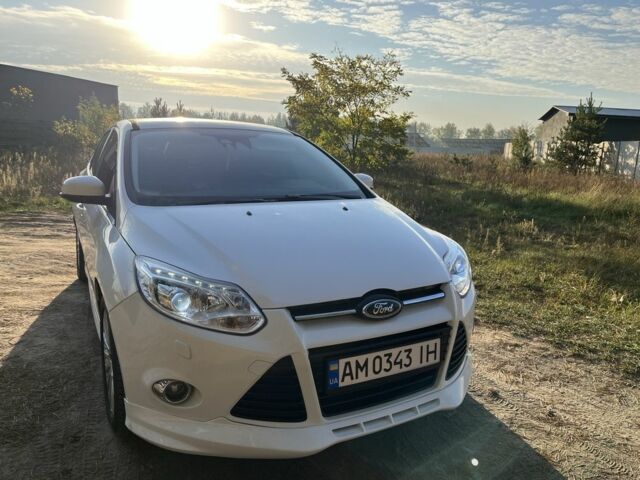 Білий Форд Фокус, об'ємом двигуна 1.6 л та пробігом 326 тис. км за 8220 $, фото 1 на Automoto.ua