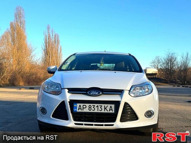 Белый Форд Фокус, объемом двигателя 2 л и пробегом 277 тыс. км за 7500 $, фото 1 на Automoto.ua