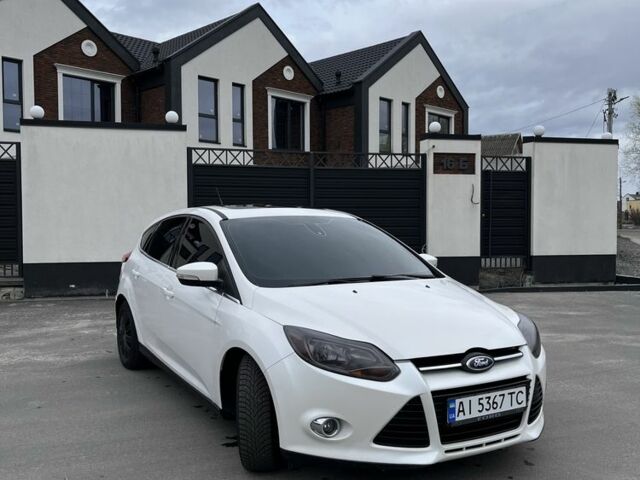 Білий Форд Фокус, об'ємом двигуна 2 л та пробігом 160 тис. км за 7400 $, фото 1 на Automoto.ua