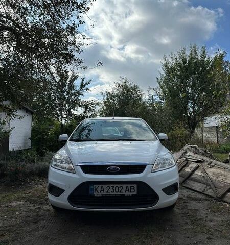 Білий Форд Фокус, об'ємом двигуна 1.4 л та пробігом 186 тис. км за 5900 $, фото 1 на Automoto.ua