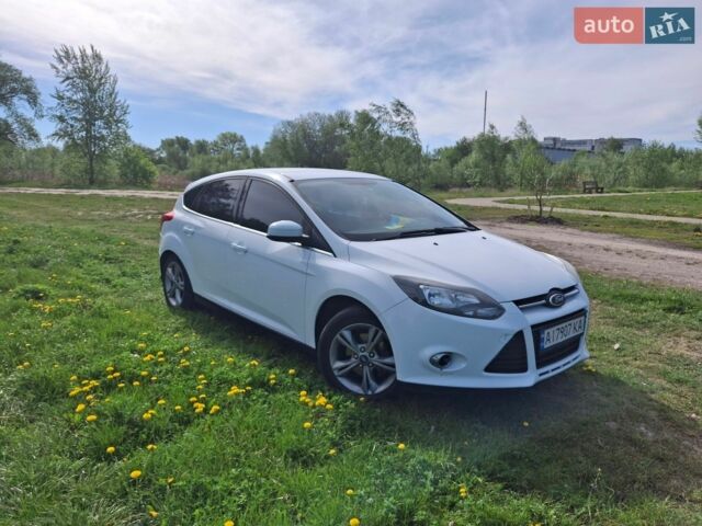 Белый Форд Фокус, объемом двигателя 1.6 л и пробегом 213 тыс. км за 7900 $, фото 1 на Automoto.ua
