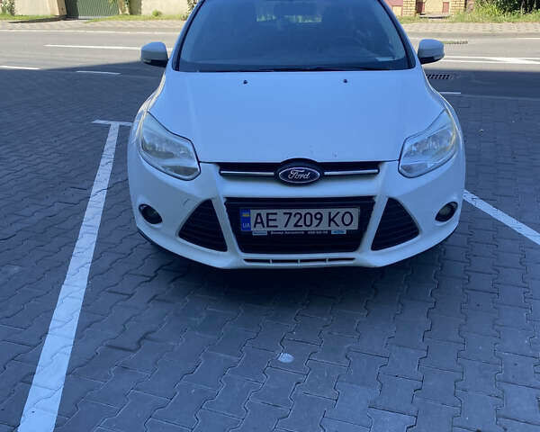 Білий Форд Фокус, об'ємом двигуна 1.6 л та пробігом 288 тис. км за 4800 $, фото 1 на Automoto.ua