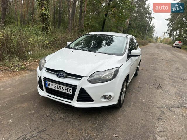 Белый Форд Фокус, объемом двигателя 1.6 л и пробегом 168 тыс. км за 5300 $, фото 1 на Automoto.ua