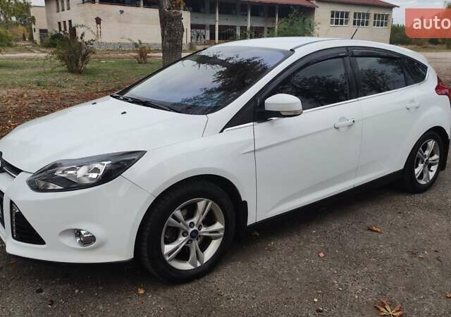 Білий Форд Фокус, об'ємом двигуна 1.6 л та пробігом 223 тис. км за 6900 $, фото 1 на Automoto.ua