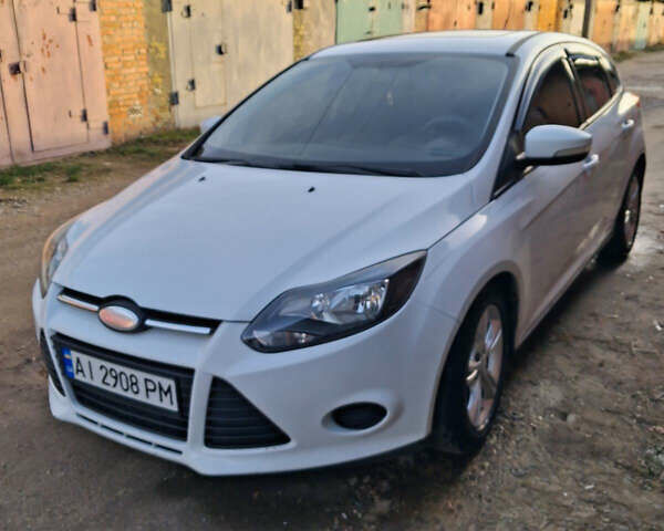Белый Форд Фокус, объемом двигателя 2 л и пробегом 207 тыс. км за 6700 $, фото 1 на Automoto.ua