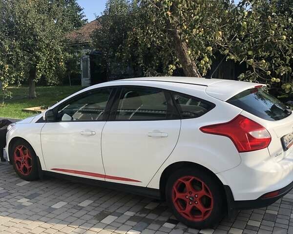 Белый Форд Фокус, объемом двигателя 1.56 л и пробегом 208 тыс. км за 8500 $, фото 1 на Automoto.ua