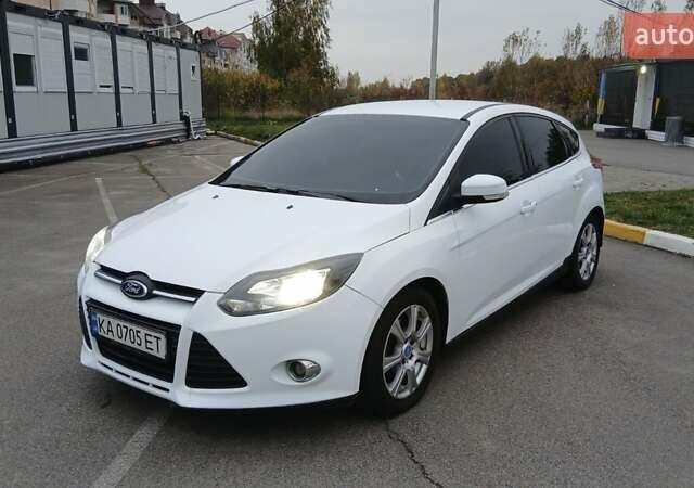Білий Форд Фокус, об'ємом двигуна 1.6 л та пробігом 280 тис. км за 7000 $, фото 1 на Automoto.ua