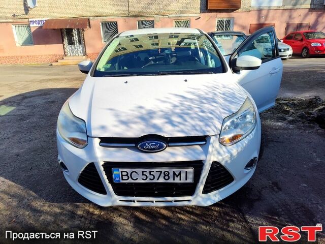 Белый Форд Фокус, объемом двигателя 2 л и пробегом 300 тыс. км за 6700 $, фото 1 на Automoto.ua