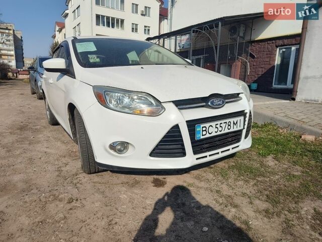 Білий Форд Фокус, об'ємом двигуна 2 л та пробігом 300 тис. км за 6383 $, фото 1 на Automoto.ua