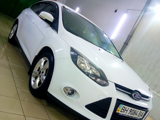 Білий Форд Фокус, об'ємом двигуна 1 л та пробігом 1190 тис. км за 5999 $, фото 1 на Automoto.ua