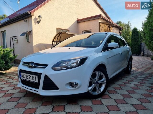 Белый Форд Фокус, объемом двигателя 1 л и пробегом 124 тыс. км за 5850 $, фото 1 на Automoto.ua