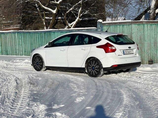Белый Форд Фокус, объемом двигателя 1.6 л и пробегом 225 тыс. км за 8500 $, фото 1 на Automoto.ua