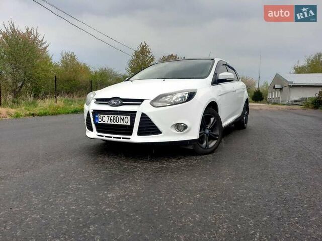 Белый Форд Фокус, объемом двигателя 1 л и пробегом 188 тыс. км за 6600 $, фото 1 на Automoto.ua