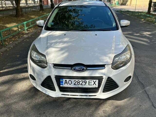Белый Форд Фокус, объемом двигателя 2 л и пробегом 98 тыс. км за 7300 $, фото 1 на Automoto.ua