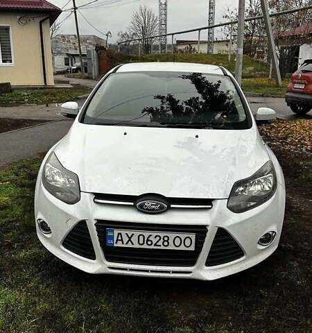 Белый Форд Фокус, объемом двигателя 1 л и пробегом 149 тыс. км за 6600 $, фото 1 на Automoto.ua