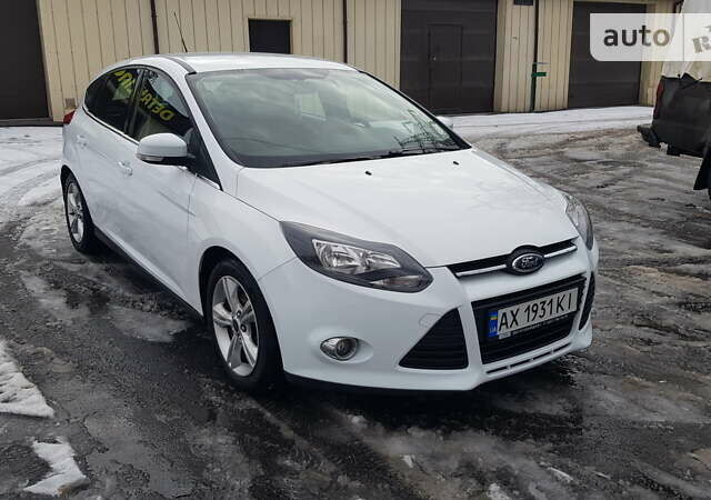 Белый Форд Фокус, объемом двигателя 1 л и пробегом 122 тыс. км за 6800 $, фото 1 на Automoto.ua