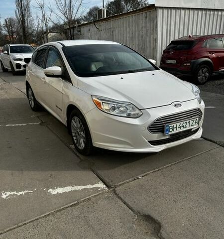 Білий Форд Фокус, об'ємом двигуна 0 л та пробігом 116 тис. км за 6300 $, фото 1 на Automoto.ua