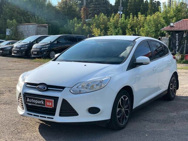 Білий Форд Фокус, об'ємом двигуна 1 л та пробігом 112 тис. км за 6984 $, фото 1 на Automoto.ua