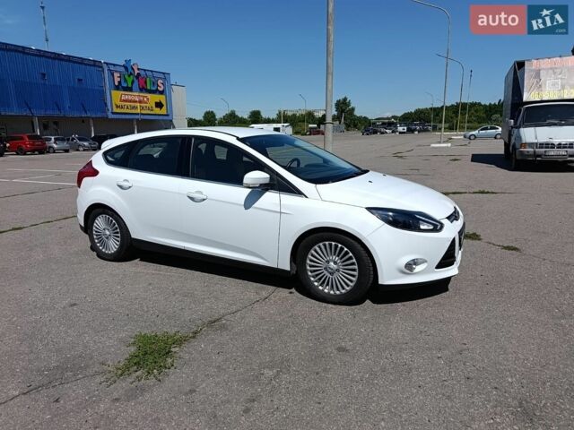 Білий Форд Фокус, об'ємом двигуна 1 л та пробігом 210 тис. км за 6500 $, фото 1 на Automoto.ua