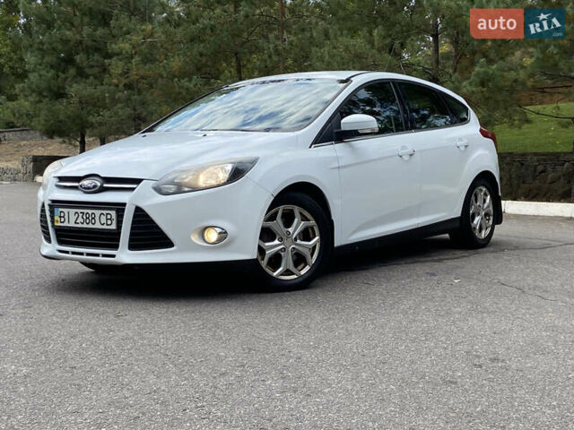 Білий Форд Фокус, об'ємом двигуна 1 л та пробігом 244 тис. км за 5650 $, фото 1 на Automoto.ua