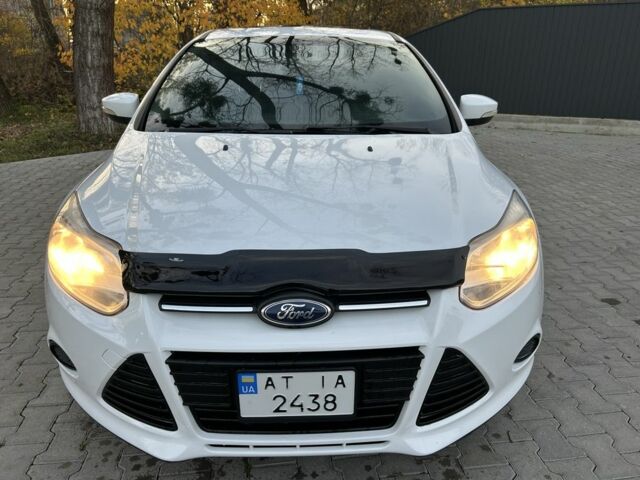 Белый Форд Фокус, объемом двигателя 2 л и пробегом 306 тыс. км за 6850 $, фото 1 на Automoto.ua