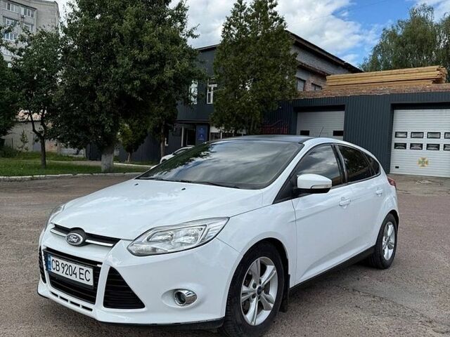 Білий Форд Фокус, об'ємом двигуна 2 л та пробігом 212 тис. км за 6100 $, фото 1 на Automoto.ua