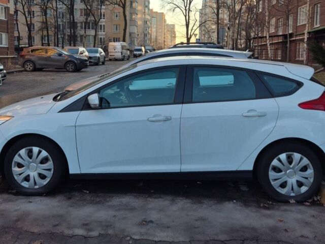 Білий Форд Фокус, об'ємом двигуна 1 л та пробігом 195 тис. км за 5649 $, фото 1 на Automoto.ua