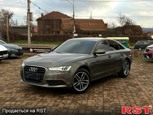 Білий Форд Фокус, об'ємом двигуна 1 л та пробігом 118 тис. км за 7600 $, фото 1 на Automoto.ua