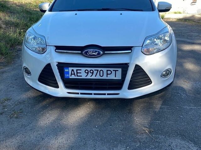 Білий Форд Фокус, об'ємом двигуна 2 л та пробігом 190 тис. км за 7100 $, фото 1 на Automoto.ua