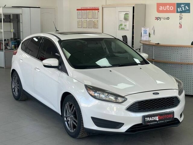 Білий Форд Фокус, об'ємом двигуна 2 л та пробігом 200 тис. км за 7990 $, фото 1 на Automoto.ua