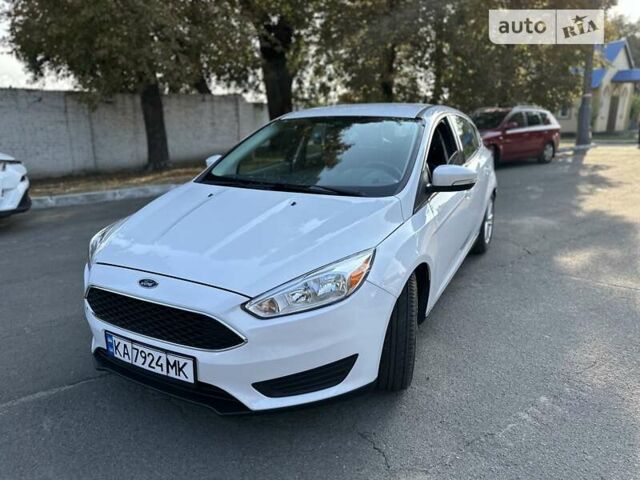 Форд Фокус 2015 в Киеве на Automoto.ua Белый Форд Фокус, объемом двигателя 2 л и пробегом 153 тыс. км за 8500 $, фото 1 на Automoto.ua