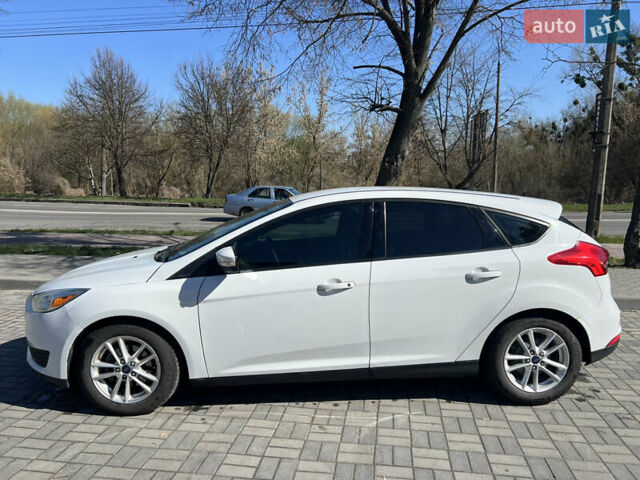 Белый Форд Фокус, объемом двигателя 2 л и пробегом 231 тыс. км за 7700 $, фото 1 на Automoto.ua