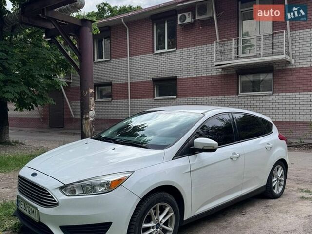 Белый Форд Фокус, объемом двигателя 2 л и пробегом 140 тыс. км за 8400 $, фото 1 на Automoto.ua
