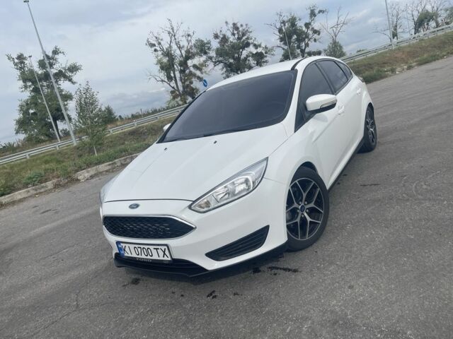 Белый Форд Фокус, объемом двигателя 2 л и пробегом 160 тыс. км за 6527 $, фото 1 на Automoto.ua