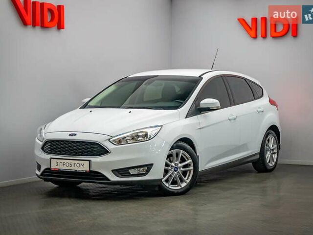 Белый Форд Фокус, объемом двигателя 1 л и пробегом 80 тыс. км за 10367 $, фото 1 на Automoto.ua
