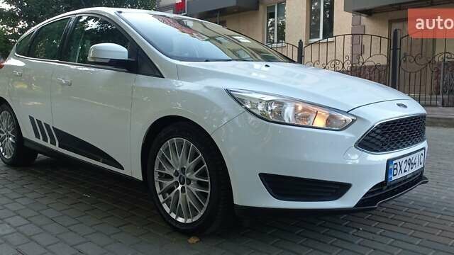 Білий Форд Фокус, об'ємом двигуна 1.56 л та пробігом 256 тис. км за 8900 $, фото 1 на Automoto.ua