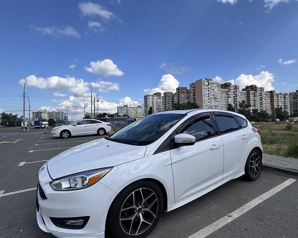 Форд Фокус 2015 у Києві на Automoto.ua Білий Форд Фокус, об'ємом двигуна 2 л та пробігом 98 тис. км за 8900 $, фото 1 на Automoto.ua